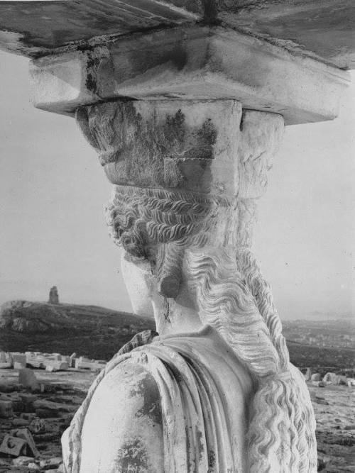 Кариатида, Афинский Акрополь, 1929 год