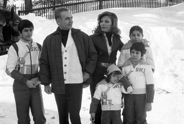 Иранская королевская семья в Сэнт Моритце в 1975