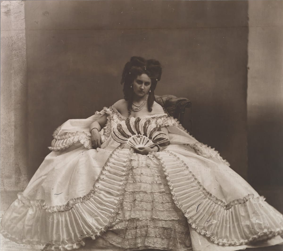 Итальянская аристократка, парижская светская львица и фотомодель Вирджиния Ольдоини, конец XIX в