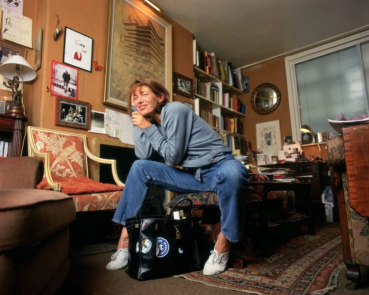 10 июля на аукционе Sotheby’s в Париже была продана первая сумка Hermès Birkin, созданная в 1985 году специально для Джейн Биркин