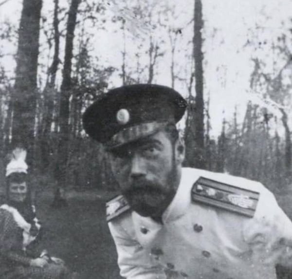 Николай II не представляет