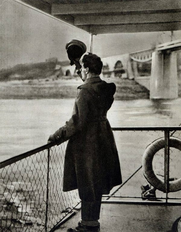 12 февраля 1929 года Лев Троцкий из порта Одессы с паспортом на фамилию Седов вместе с женой и сыном Львом Седовым в сопровождении сотрудников ОГПУ был выслан в Константинополь на пароходе «Ильич» (бывший «Николай II)»