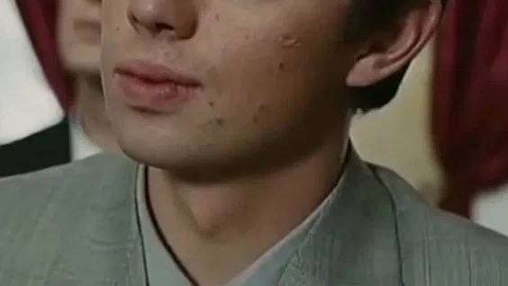 Я узнал, что у меня Есть огромная семья: И тропинка, и лесок, В поле – каждый колосок!