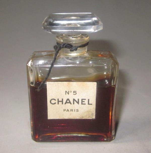 Вы знали, что аромат Chanel №5 создал парфюмер из России?