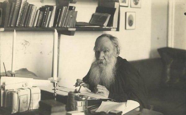 К 200-летию Льва Толстого откроют музей рукописей писателя