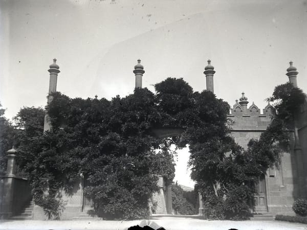 Воронцовский дворец в Алупке, 1897 год
