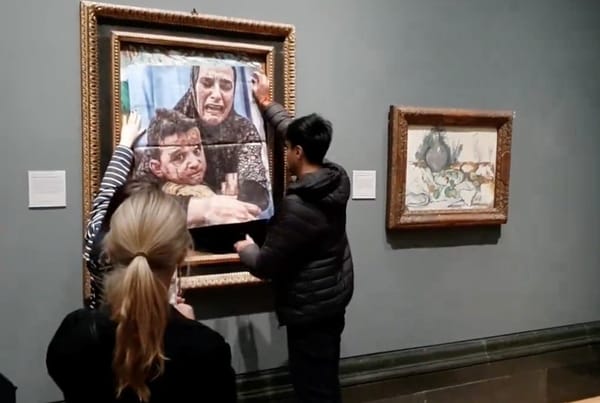 Вандалы, пытавшиеся прикрепить к картине Пикассо «Материнство» 1901 года агитационный снимок и вылившие на пол Национальной галереи краску, признаны виновными в порче имущества