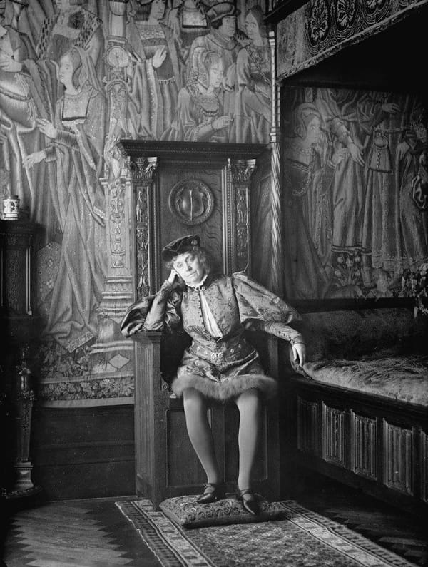 Маркиза Арконати-Висконти обустроила замок Гаасбек и передала его Нидерландам