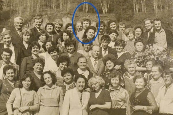 Любимая учительница Жириновского Серафима Никонова и выпускники 1964 года