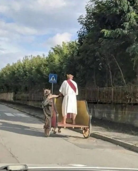 Админ врывается в выходные