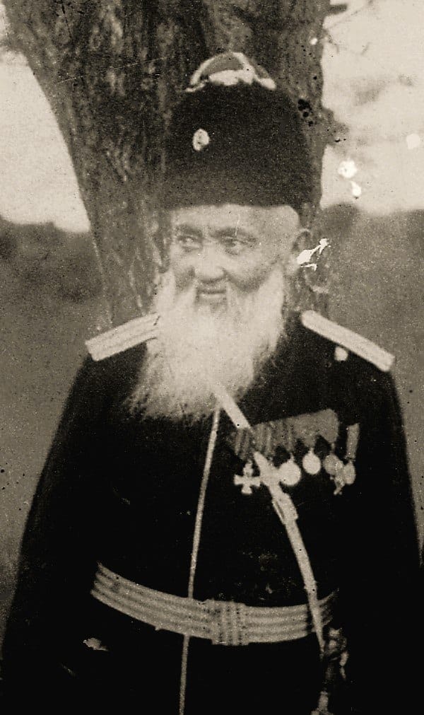 Войсковой старшина Шабдан Джантаев в 1908 году