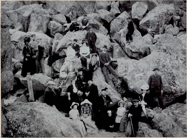 Групповое фото, Алупка, 1907