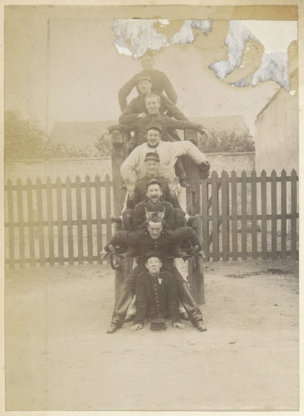 Групповой портрет французских солдат, 1900-1910