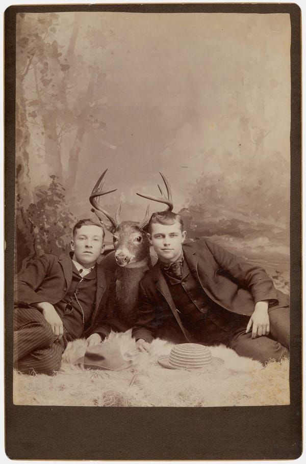 Два парня с оленем, США, 1880-е
