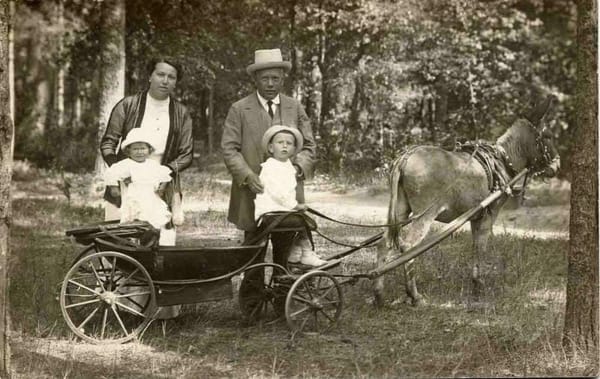 Прогулка, 1900-1910