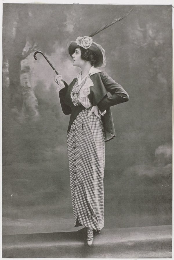 Модель из модного журнала Les Modes, 1913