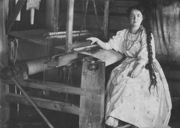 Девушка у ткацкого станка, 1900-е