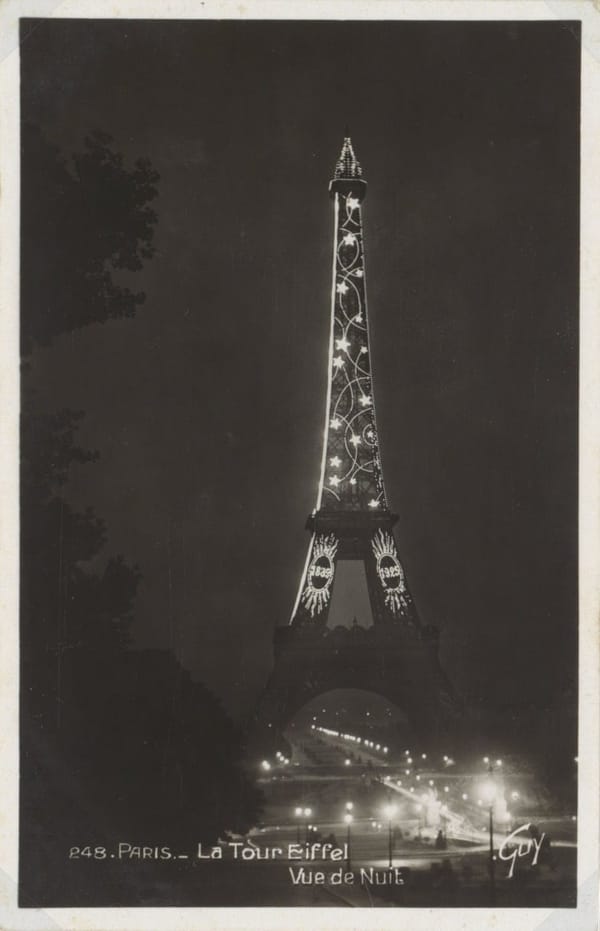 Эйфелева башня ночью, 1925
