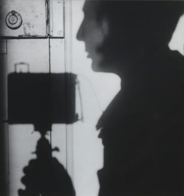 Андре Кертес, автопортрет, Париж, 1927