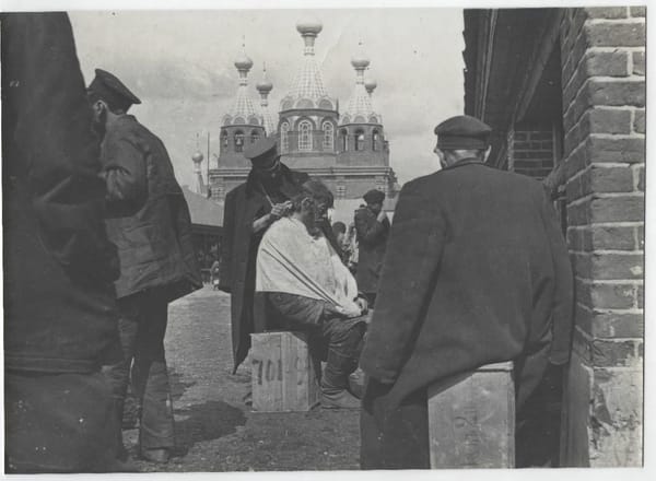 Уличный парикмахер, Российская империя, нач