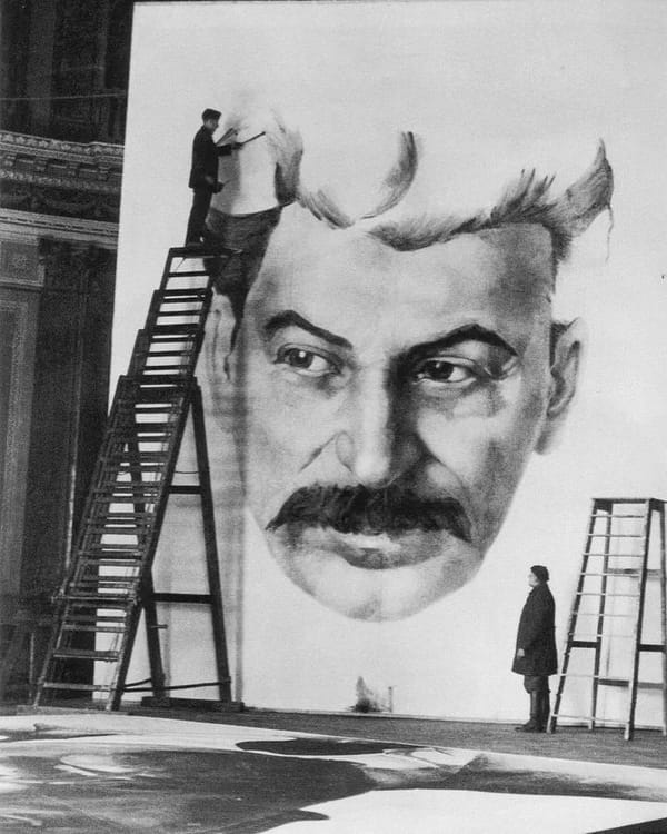 Портрет Сталина к майской демонстрации 1934 года