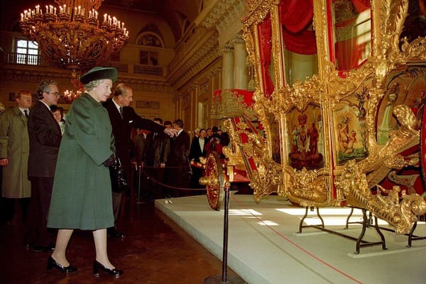 Елизавета II и принц Филипп в Эрмитаже, 1994 год