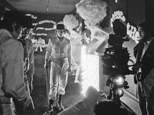 Фотографии со съемок «Заводного апельсина» Стэнли Кубрика, 1970–1971 гг