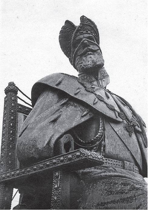 Снятие памятника Александру III на Пречистенской набережной, 1918 год