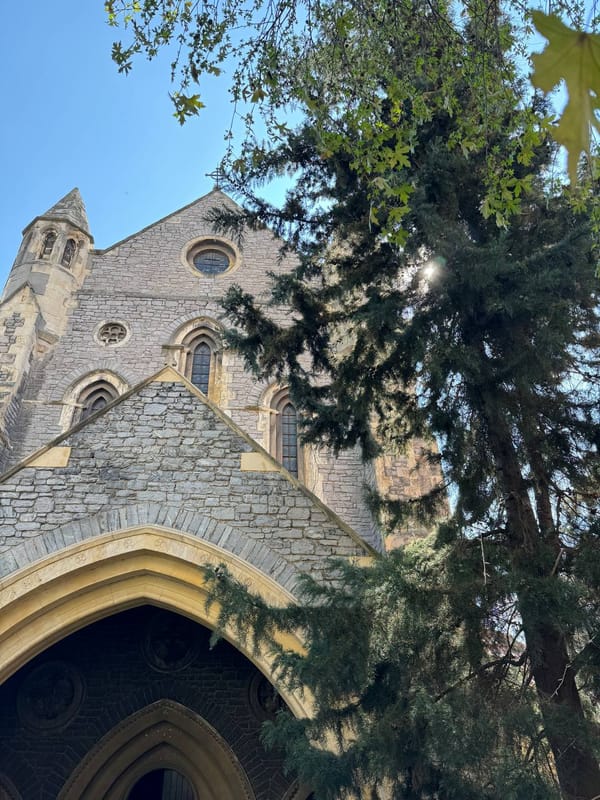 Крымская мемориальная церковь в Стамбуле