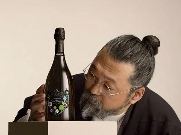 Один из самых популярных брендов шампанского Dom Pérignon на протяжении уже многих лет активно сотрудничает с современными художниками